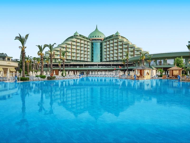 B079079295C77122BACFE9038728E245