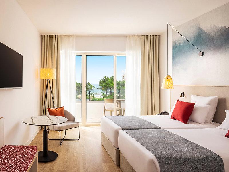 BBB3A568D893EFE1BEAB79AA5C40E98B