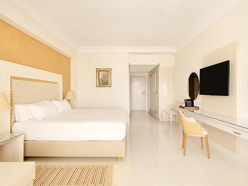 81F7DB848C3C0E497A9C8A599B9BE471