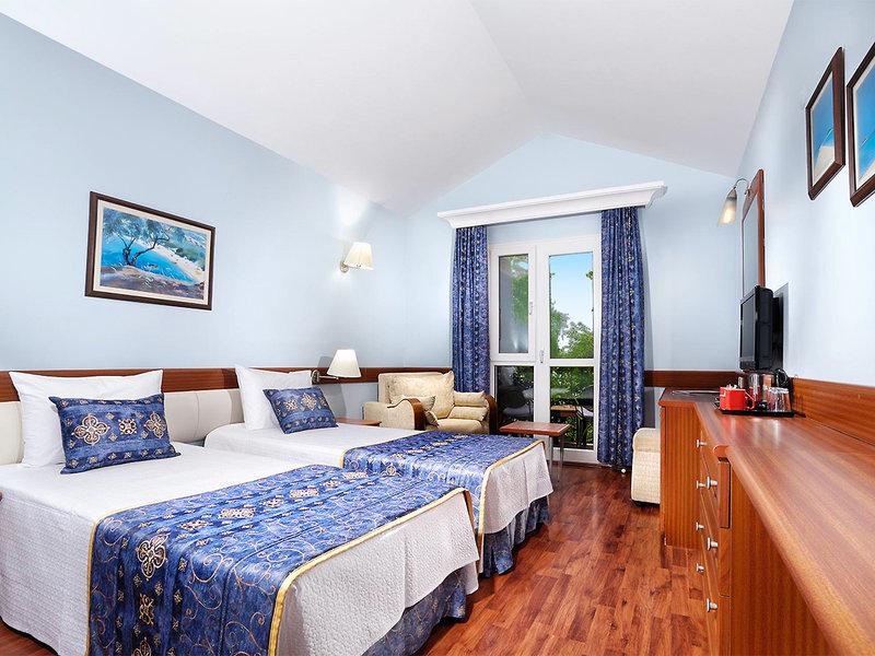 5E215ED103FFADA47737C33D2FEB5CED