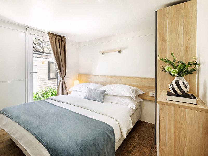 83656DC59078EF6B0724C4F9FE83C711