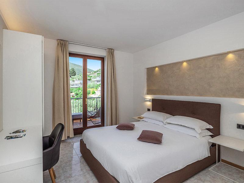 13CFC7017892DF610A6B991C00C7FDD0