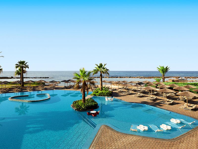 8C6C6D5DF582BF2E2978817C82F44E06