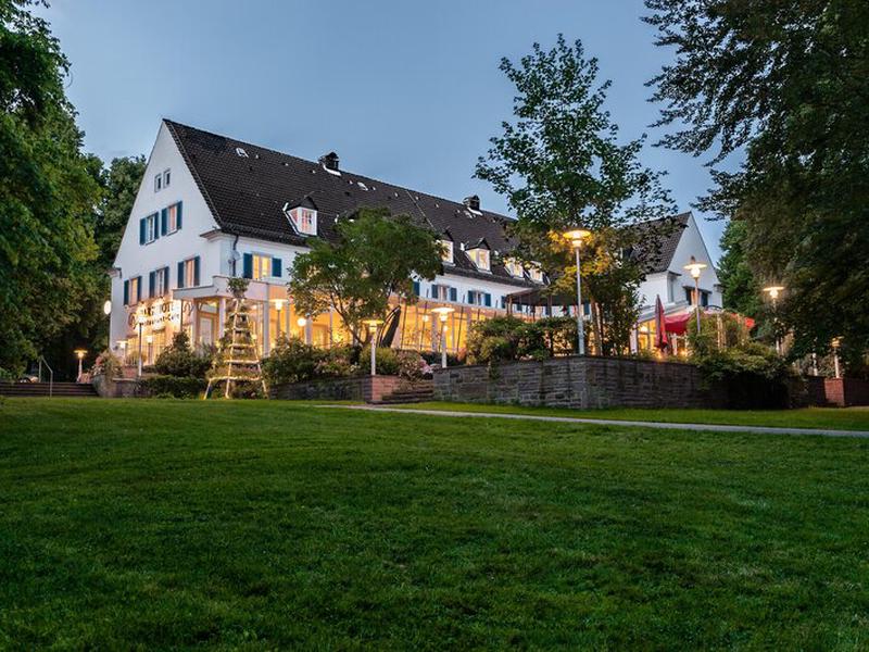 0ACA18172E23F2A54B96AFE34E1DDD12