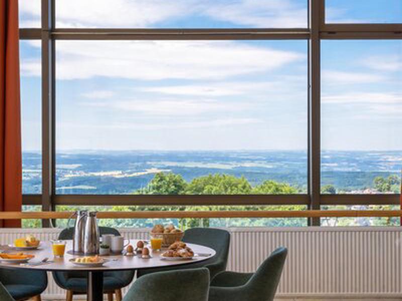 288D944FEFE0F231B2A2773CD1E4DE46