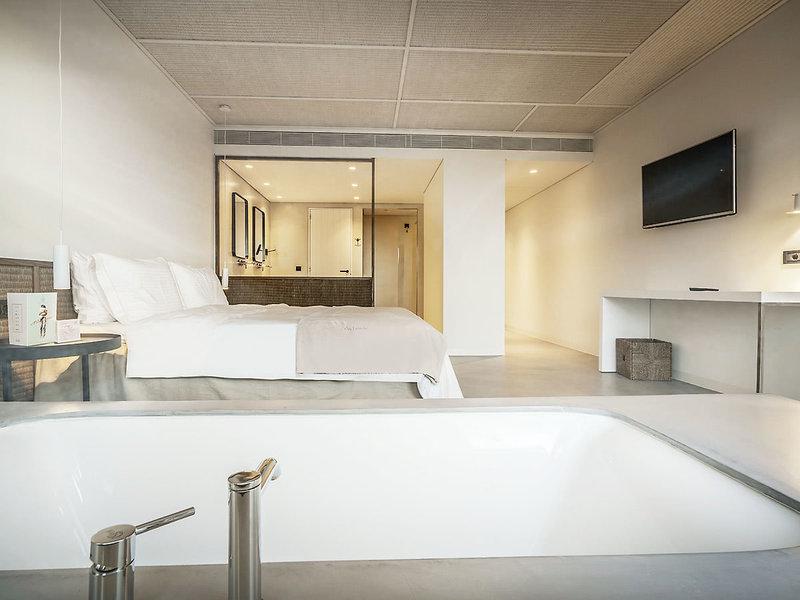 C9F931D7FED46162C5A0FCE928E8C3AC