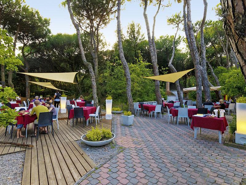 7E90F90E84013B98BD34E814592AC4A8