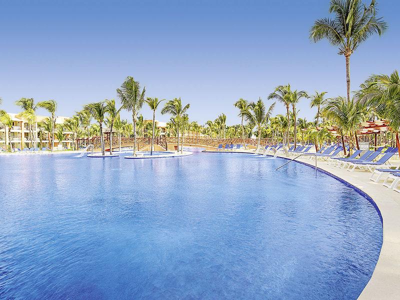 99A923A0257E3B78971180D15923F42E