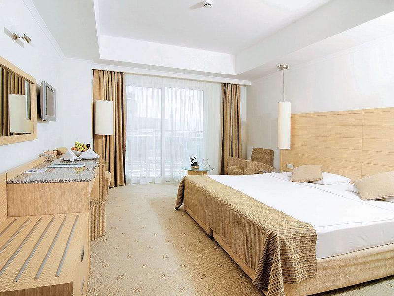 49963F0BC7A9CA4A18A0EB7C20F6C86E