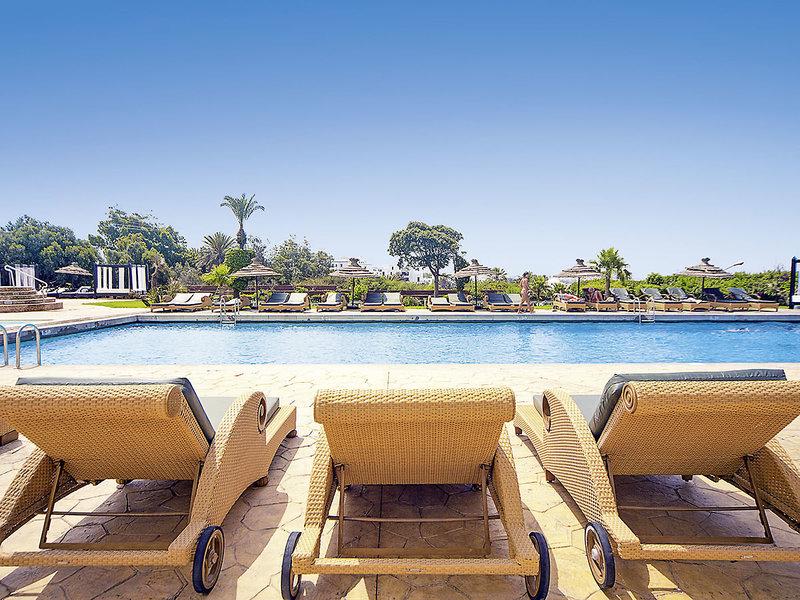 8D2E00A77613FDEA3DA72A9B2A37C0F4