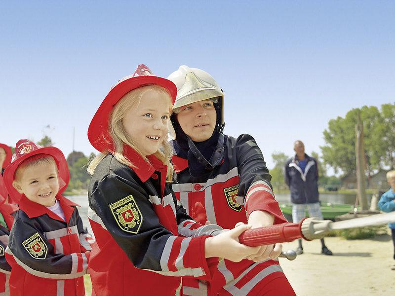 C8FEBE51B8DB0785433EE78666ACA14C