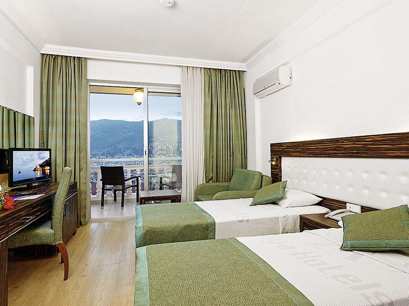 D6E228B3DEE03B2E03A7C928F73C1E3F