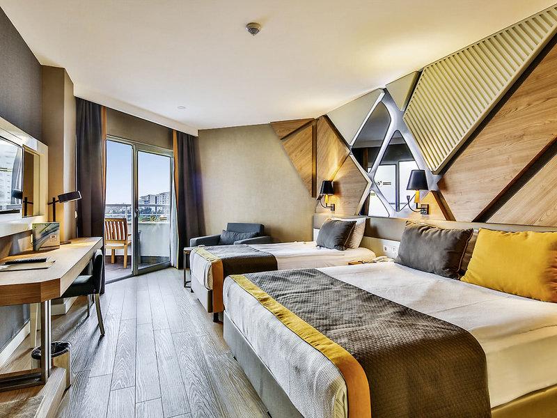 8F0C8DD486F652E90DDA1F22008F7A54