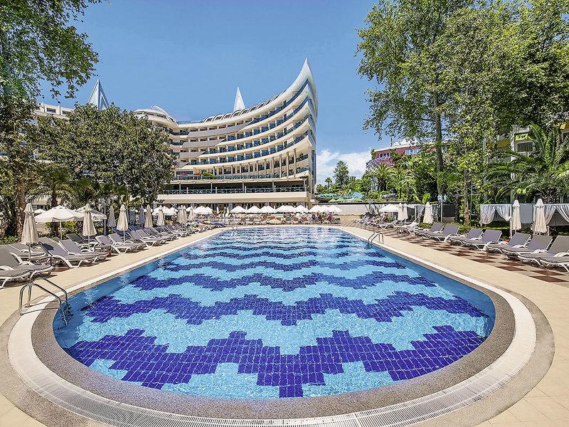 F8EEAD88767347DB7E06B2EC9363B90F