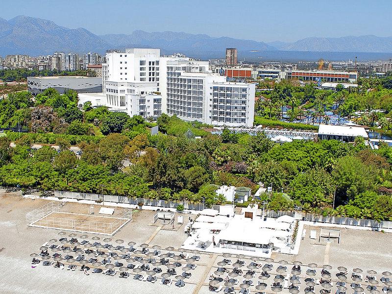 DA3C44CE3F62F2FD6EB2CD6BCB1E55AB