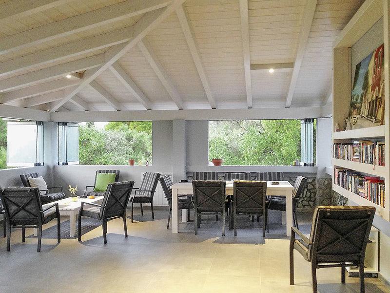 F50A037AAE158C13F6F8AAD0B5F09615