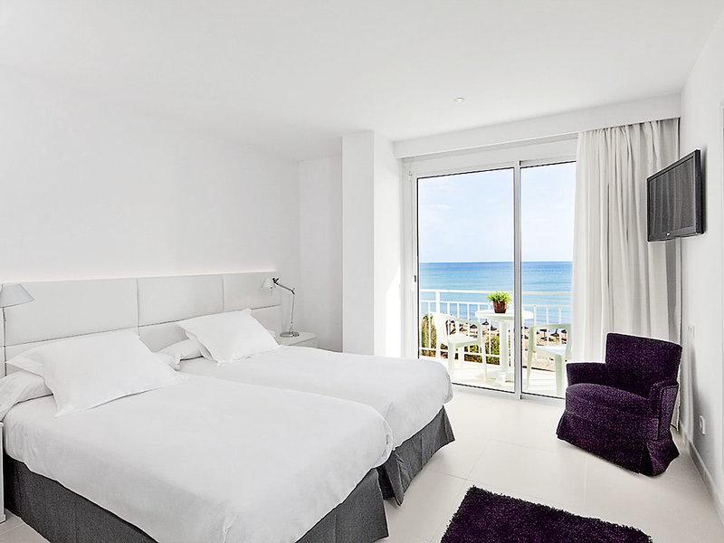 53DB82E4F73A2D282E3E3EE85223F136