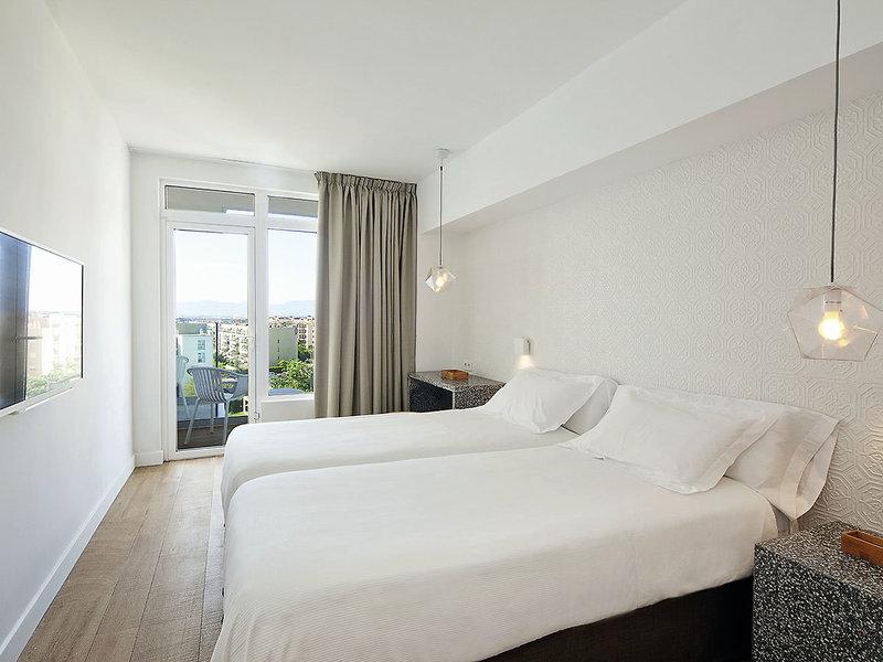 656033E1F515580A0D655EC78F08EF2C