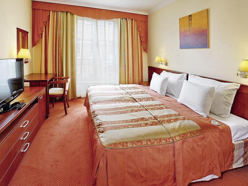 909649A9A0D4BFDA6A83E042B7F94C55