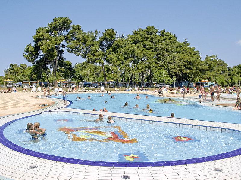 996FE84701F04120B41F0A545C0F4283