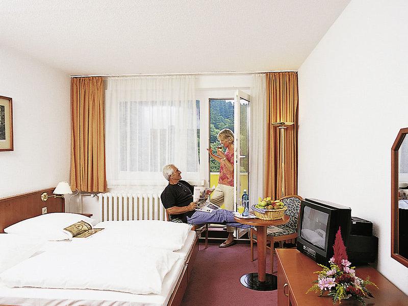 A4AE7069D0F8D633B5D4465EA4C62C0D