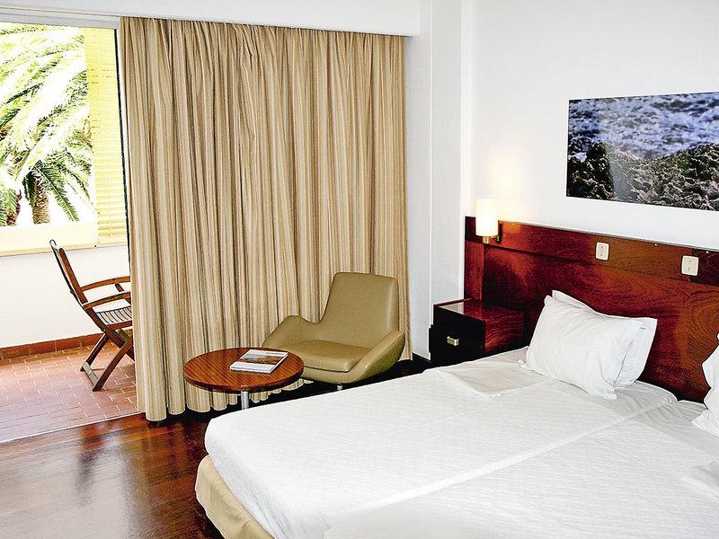 4877CF8E6E9865657B18AE61E372A1D4