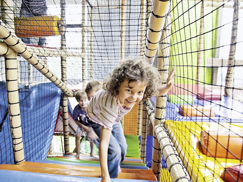 B448F5254E2AF6DC8611BF7ECA85D33E