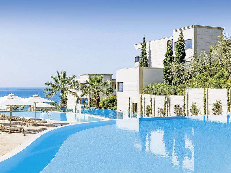 8DFBEFF8E5DDE7186C4B70E55C76D8DA