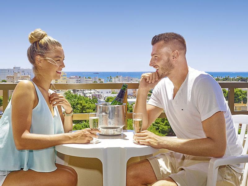 96627BF3FE2A40B4AB0F18B044260CF6