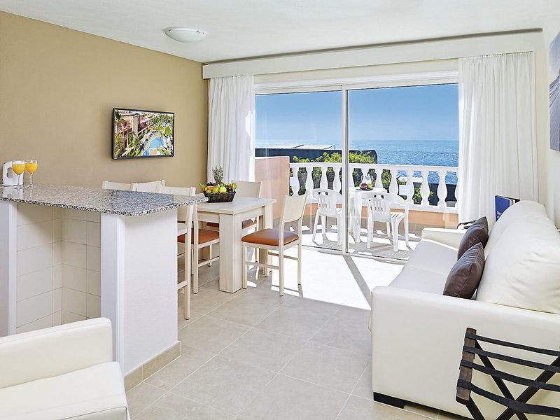 A6B110F2D38218A5AF5B10650EDC002D