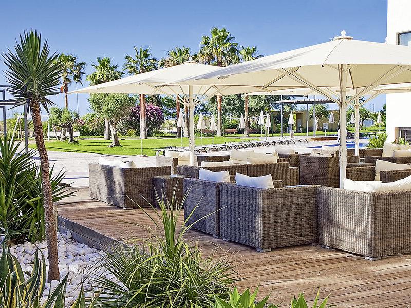 813B3669ED538F1A6F44858AFA905897