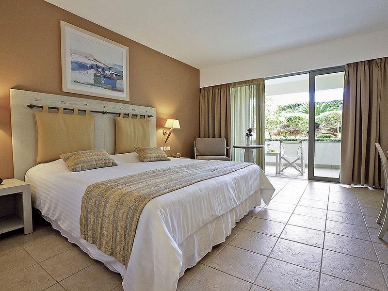 00C61ACDCF6E30C076F006B9E4BAC2A5