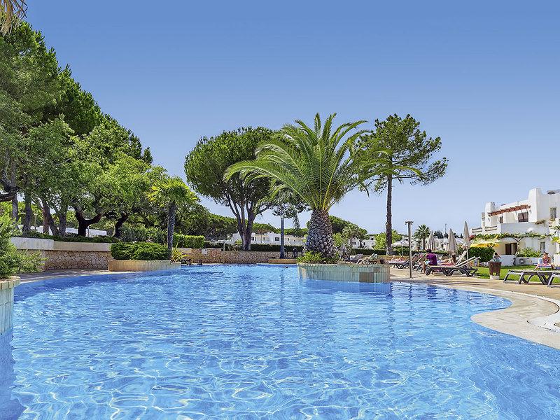 D485A87303CEC95240FC646A0157F637