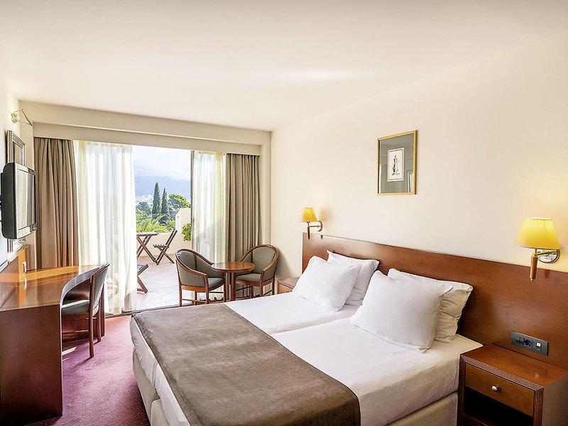 E9CCE1B186E573B3AA1A9BE40503EE18