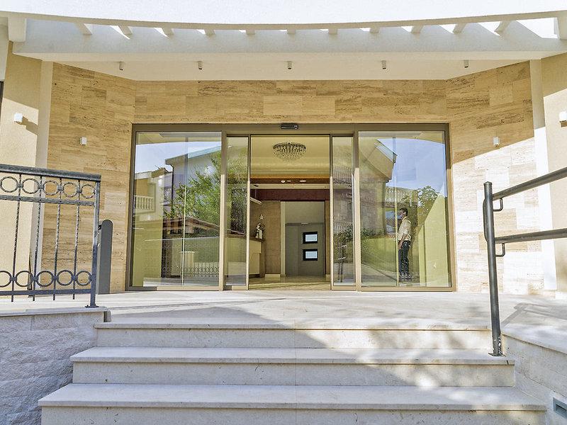 EEA9FAAFF1CF902936FD7F9B6C32B582