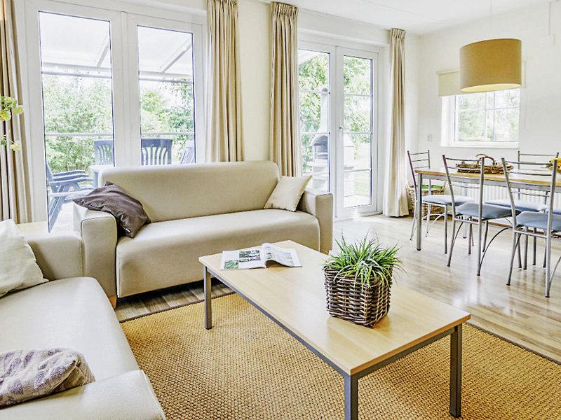 AFB6531B950470CFA085DAE33FB35376