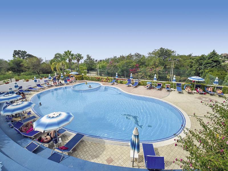 3323C04518229820625C031BB145854A