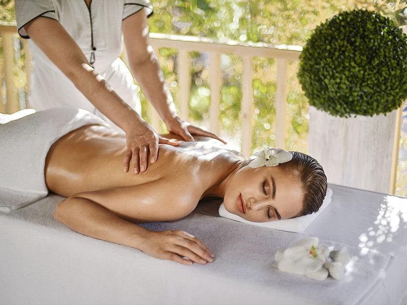 81FEBB99FA8A0C465B9C5025608E67A6