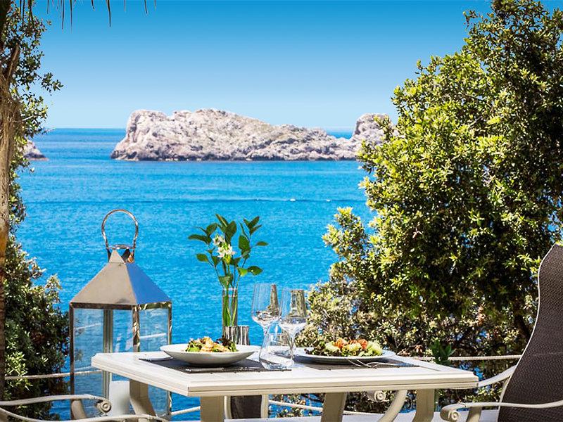 E73BBDCBED66984A2EBCC3C2AA6365B5