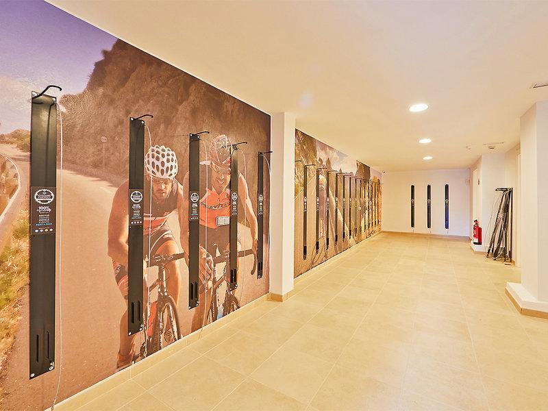 127739755FC98E5D73CB47C669F863E1