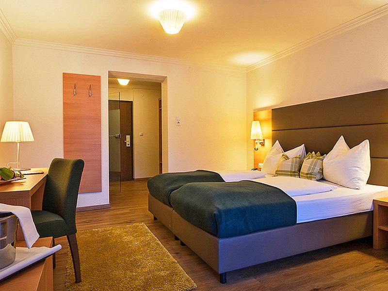 04964D8733644FEE98D5DEE89EF94B74