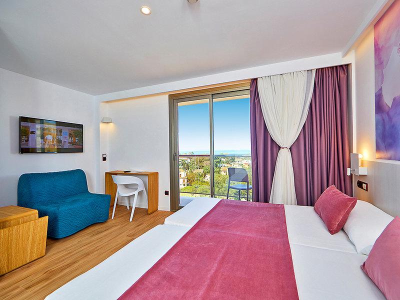 CD8249CCF49B198648FEB121FFF6C03E