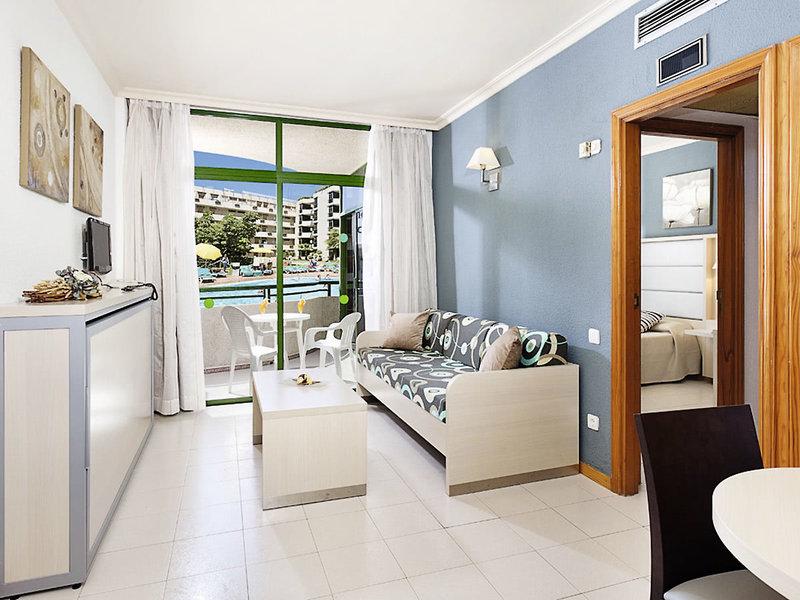 8717D4DFACEA953DF6FEB3DB8A023AF3