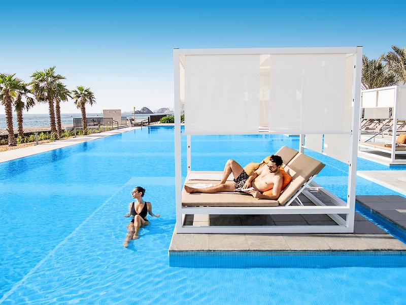 DADEC4E8C99F39BA3A2A79A3FA5480C0