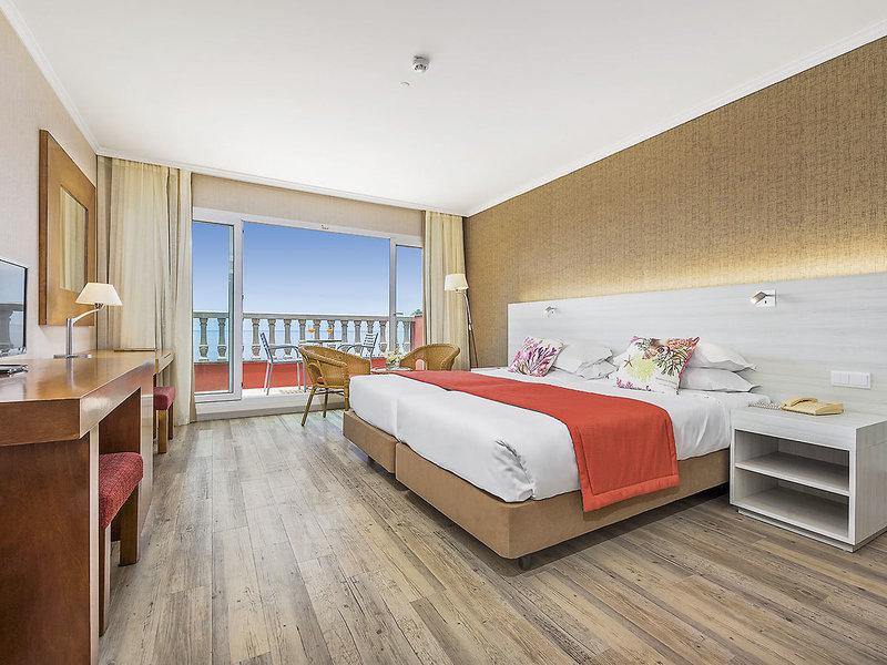 7C67131AD4985F0661F47A9845EB4024