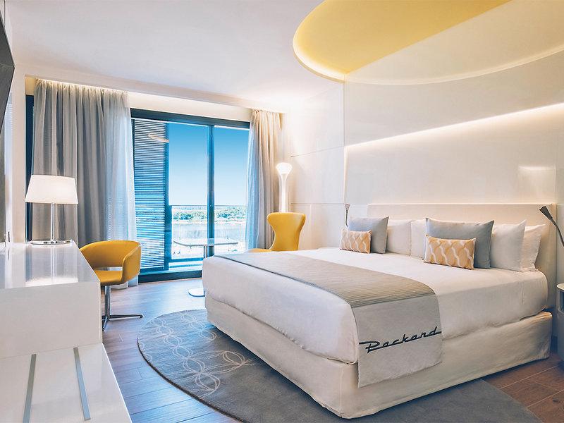 0F5769CBD56EAEC3227D22E7FB9011AA