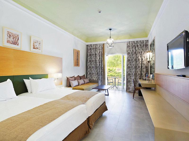 63DF0BFF967545AA0AA234D77E2A38E2