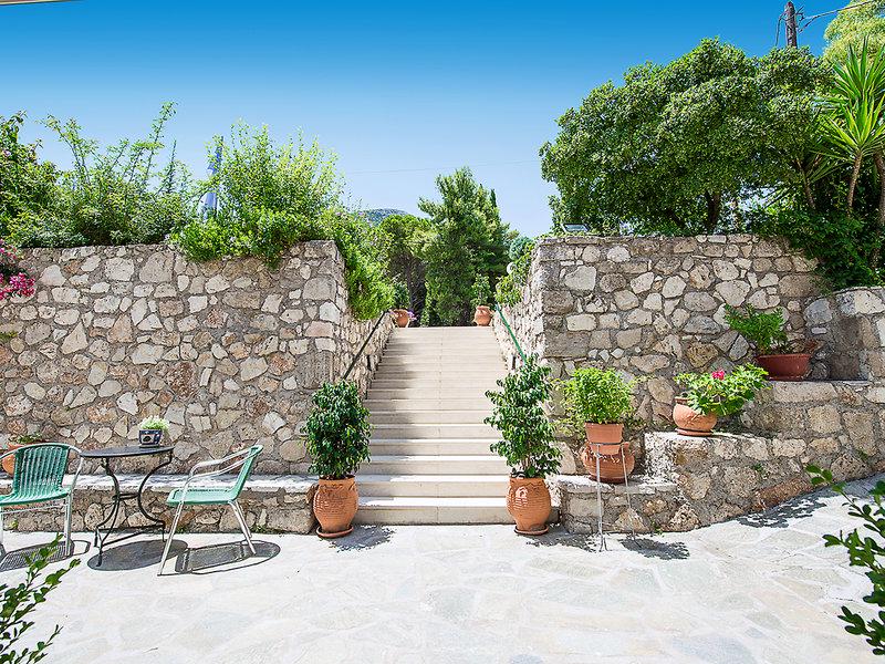 FDD99E47249544168867123F5B4AB80C