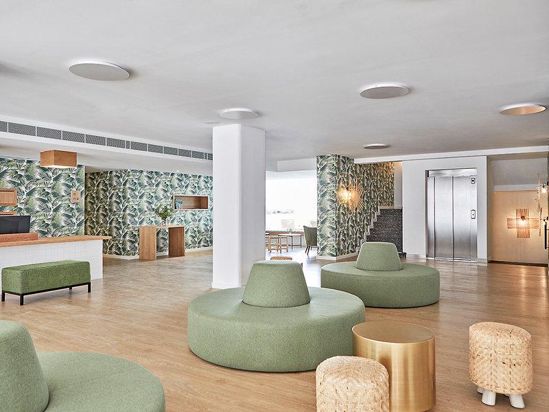 BDA152FB856179A477D7C884D2DC2D6E