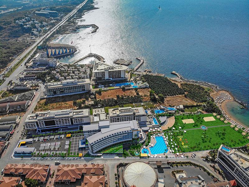 7C79FA2406164EB9FB53D070837DFCC8